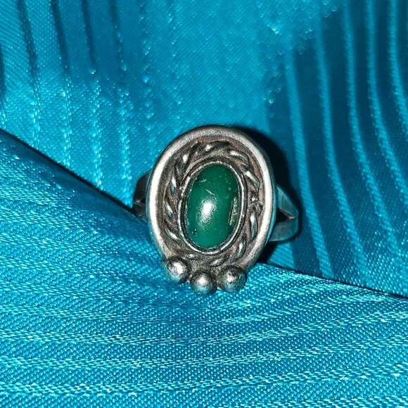 GENIUNE TURQUOISE RING, SET in SILVER and  BRACELET with FAUX STONE ACCENTS - Picture 5 of 9
